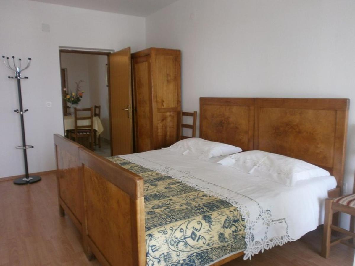 Apartments Villa Angela Krk Town Quarto foto