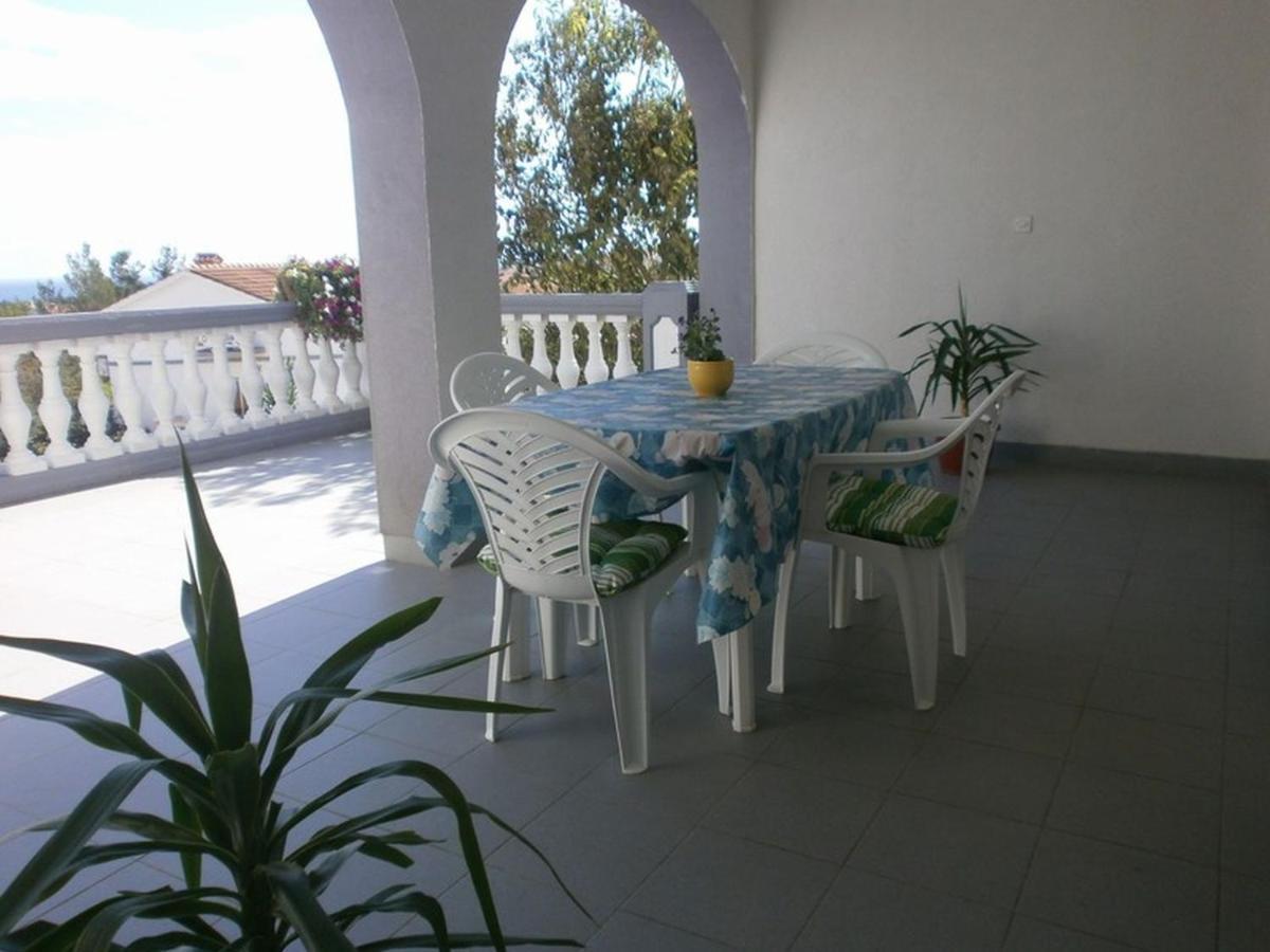 Apartments Villa Angela Krk Town Quarto foto