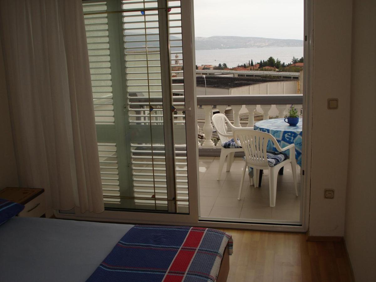 Apartments Villa Angela Krk Town Quarto foto